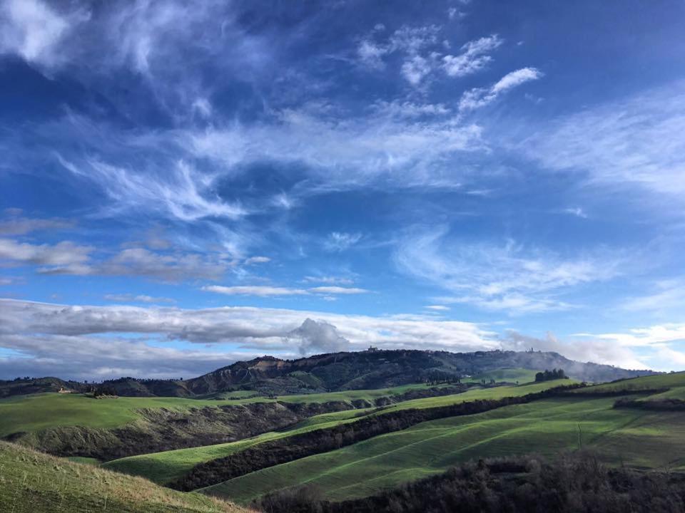 Agriturismo Alle Rose โวลแตร์รา ภายนอก รูปภาพ