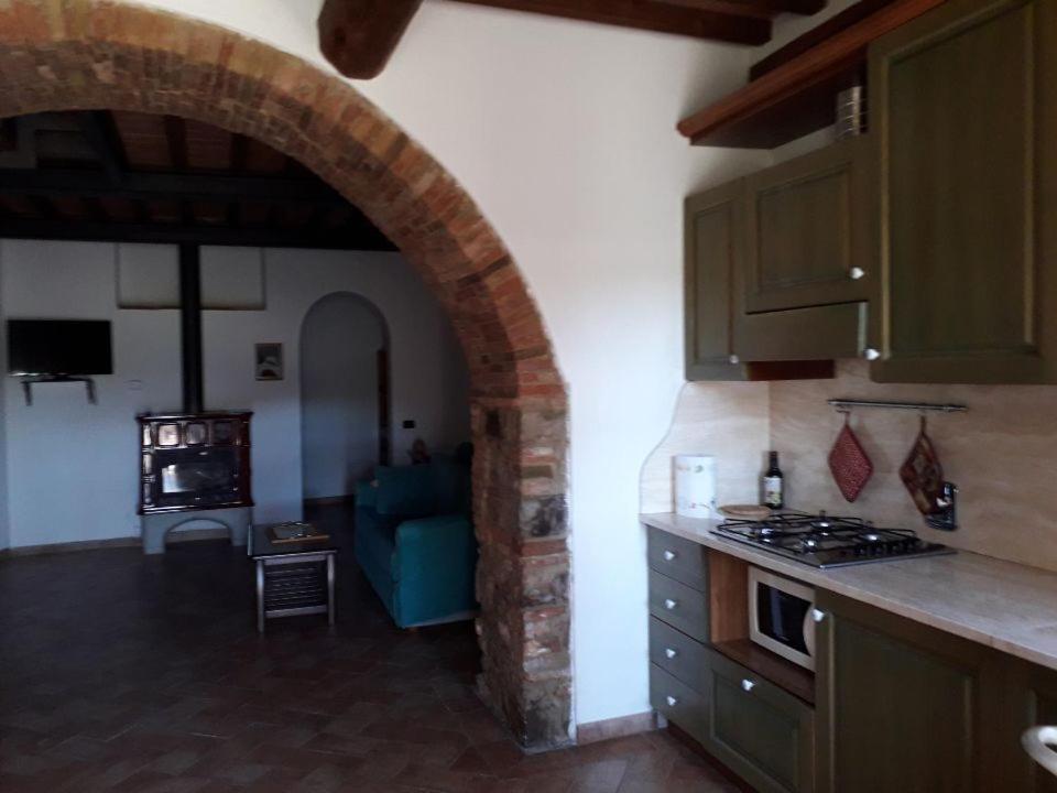 Agriturismo Alle Rose โวลแตร์รา ภายนอก รูปภาพ