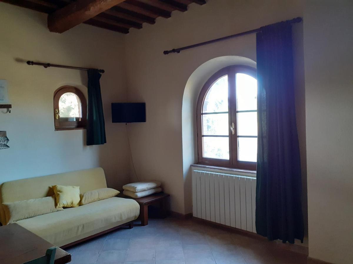Agriturismo Alle Rose โวลแตร์รา ภายนอก รูปภาพ