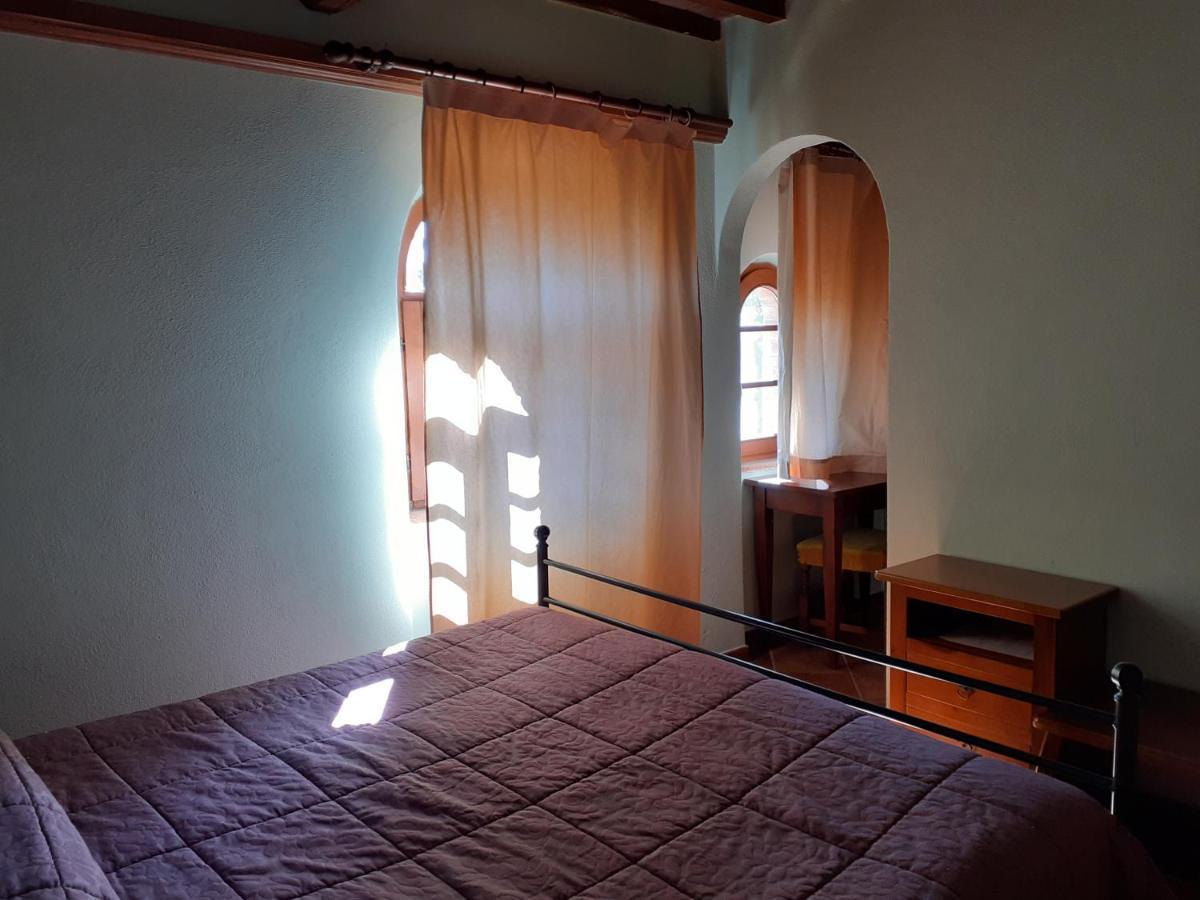 Agriturismo Alle Rose โวลแตร์รา ภายนอก รูปภาพ