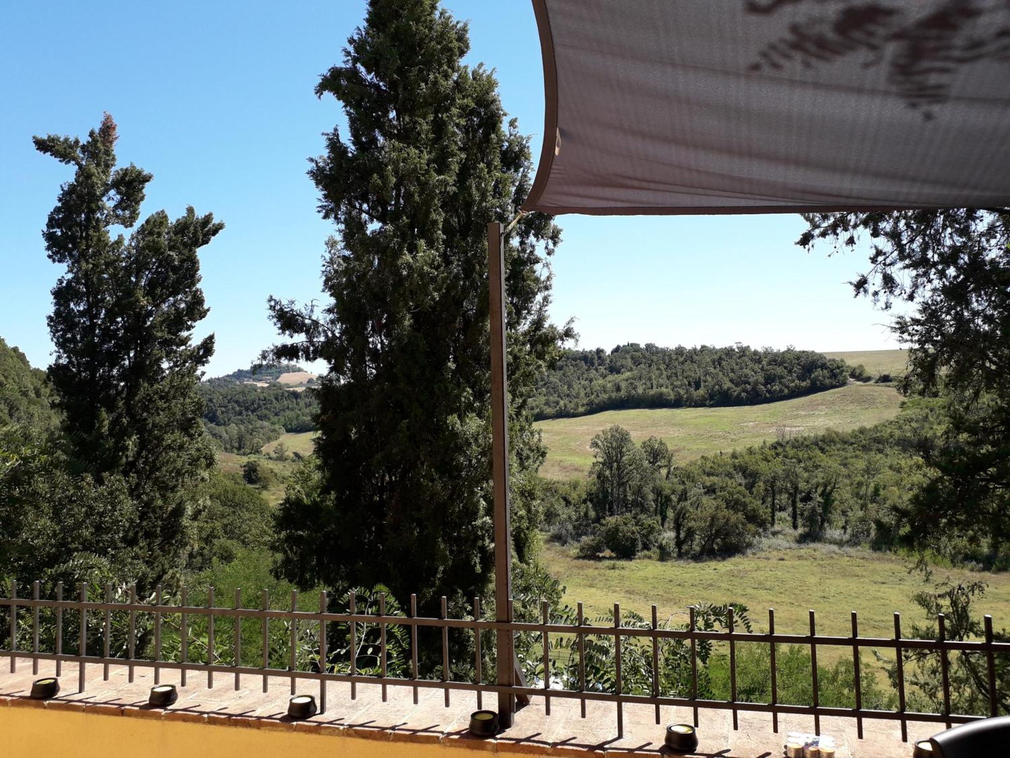 Agriturismo Alle Rose โวลแตร์รา ภายนอก รูปภาพ