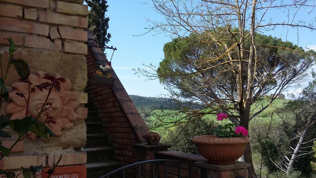 Agriturismo Alle Rose โวลแตร์รา ภายนอก รูปภาพ